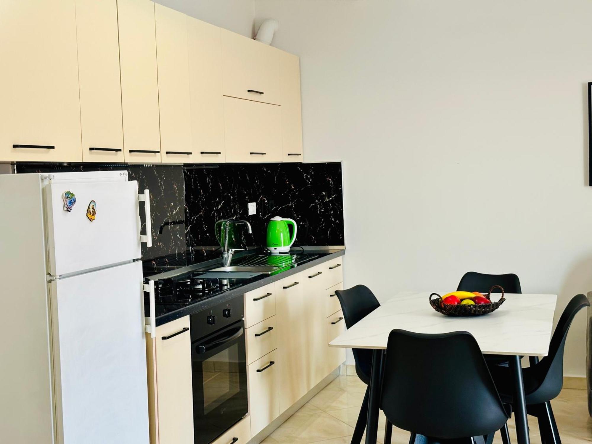 Jico Travel - Erjon Apartments วญอเรอ ห้อง รูปภาพ