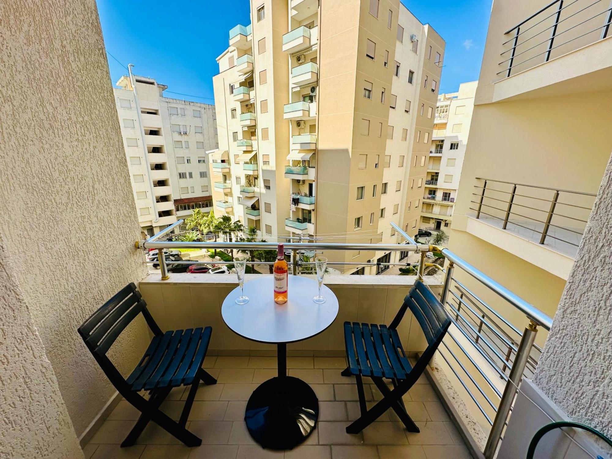 Jico Travel - Erjon Apartments วญอเรอ ห้อง รูปภาพ